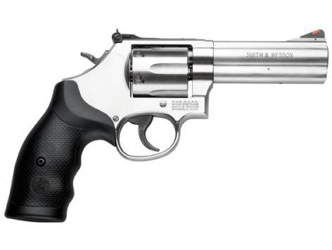 Smith & Wesson Model 686 - Distinguished Combat Magnum